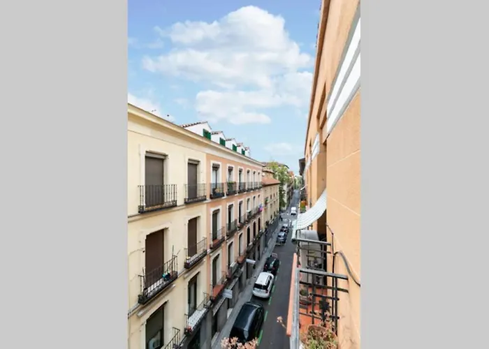 Homeabout La Latina